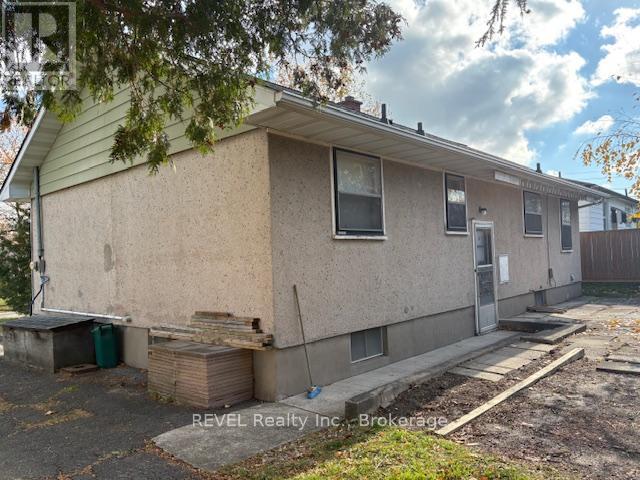 3 Westdale Drive, St. Catharines, Ontario  L2S 2R9 - Photo 5 - X12559616