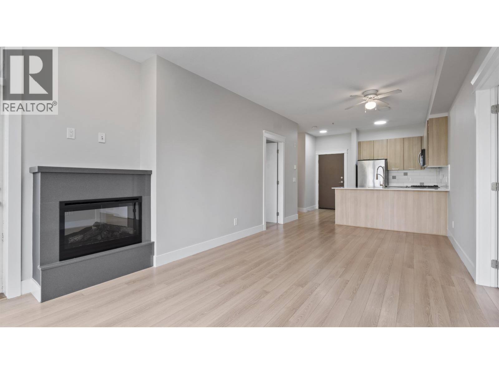 303 1188 Johnson Street, Coquitlam, British Columbia  V3B 0H7 - Photo 9 - R3051947