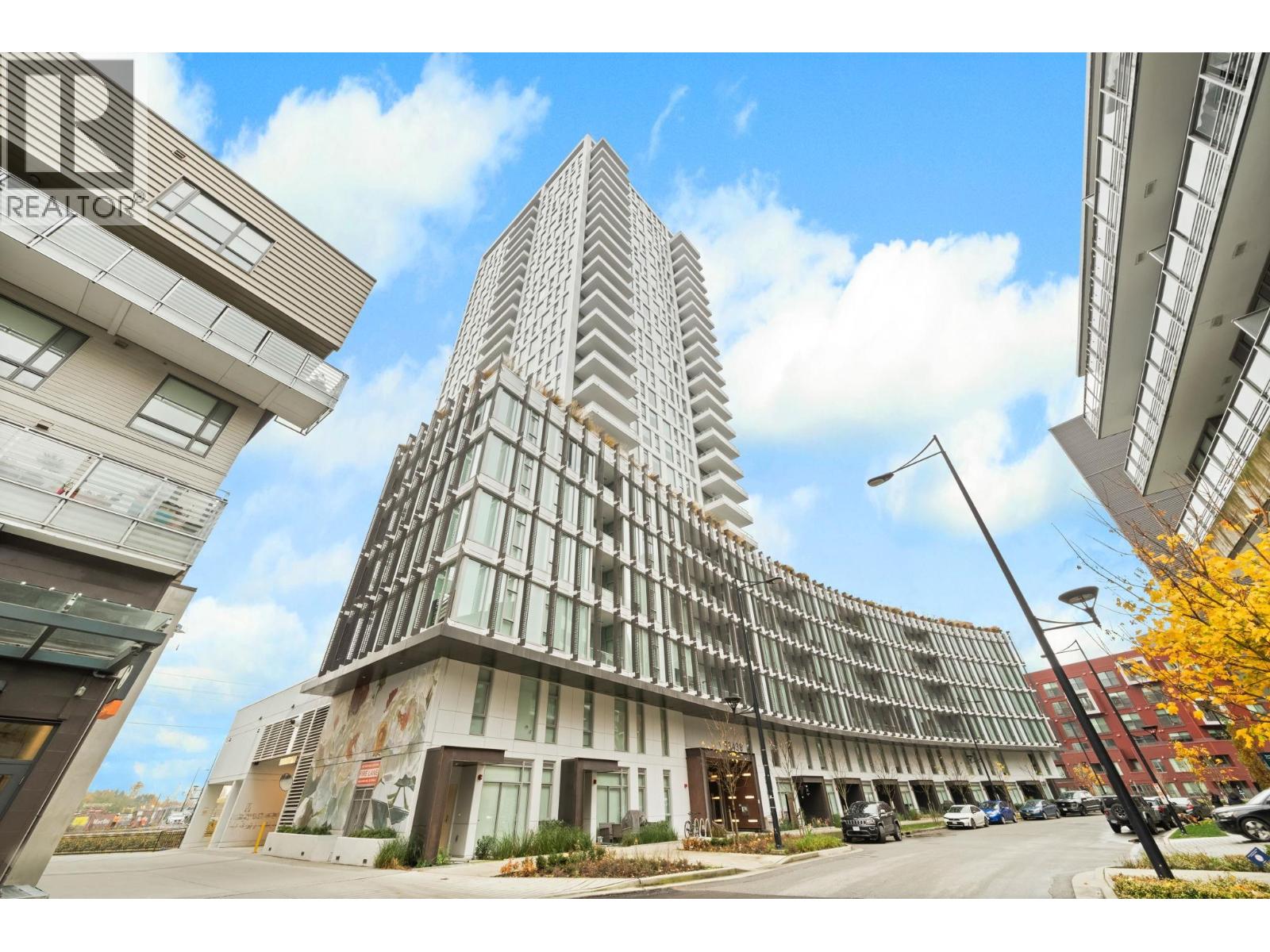 519 3438 SAWMILL CRESCENT, vancouver, British Columbia