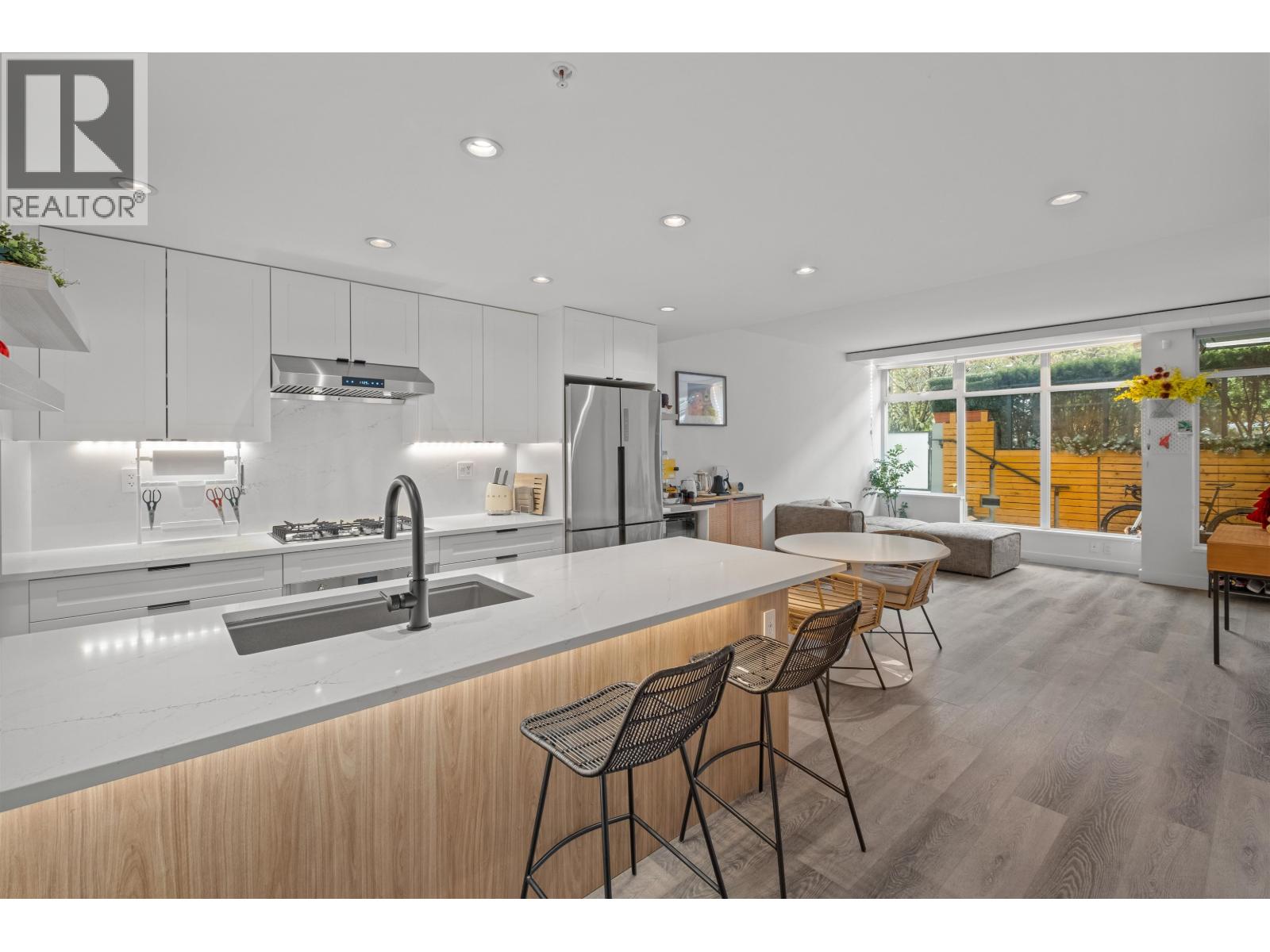 2405 HEATHER STREET, Vancouver, British Columbia