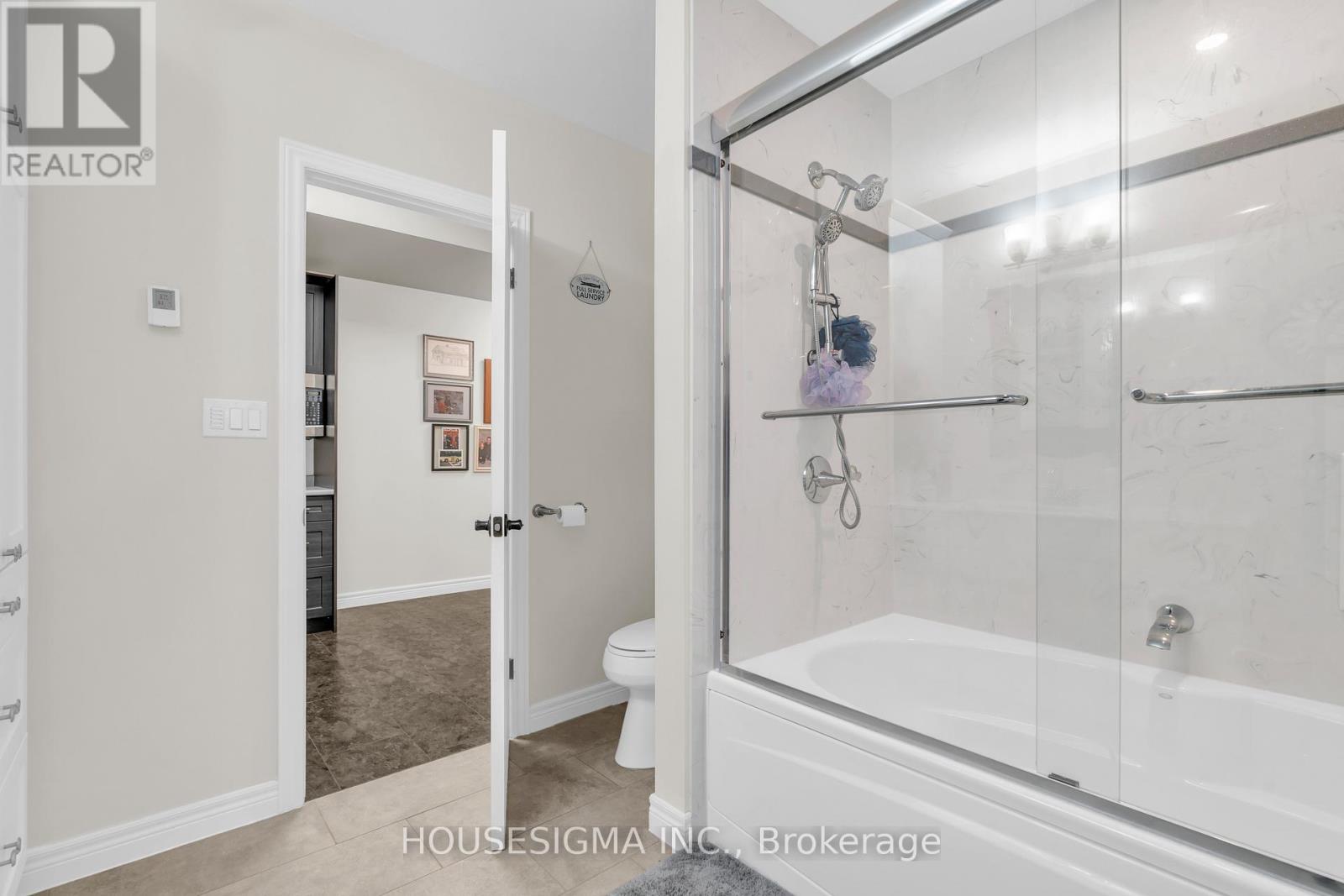 12 Starlight Lane, Thames Centre, Ontario  N0L 1G5 - Photo 18 - X12559440