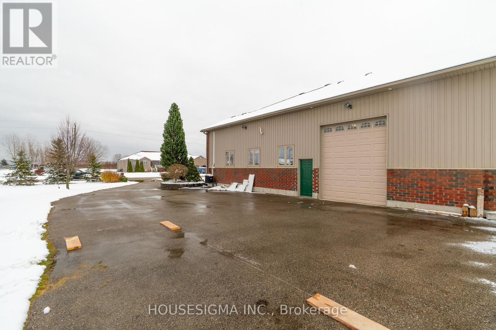 12 Starlight Lane, Thames Centre, Ontario  N0L 1G5 - Photo 23 - X12559440