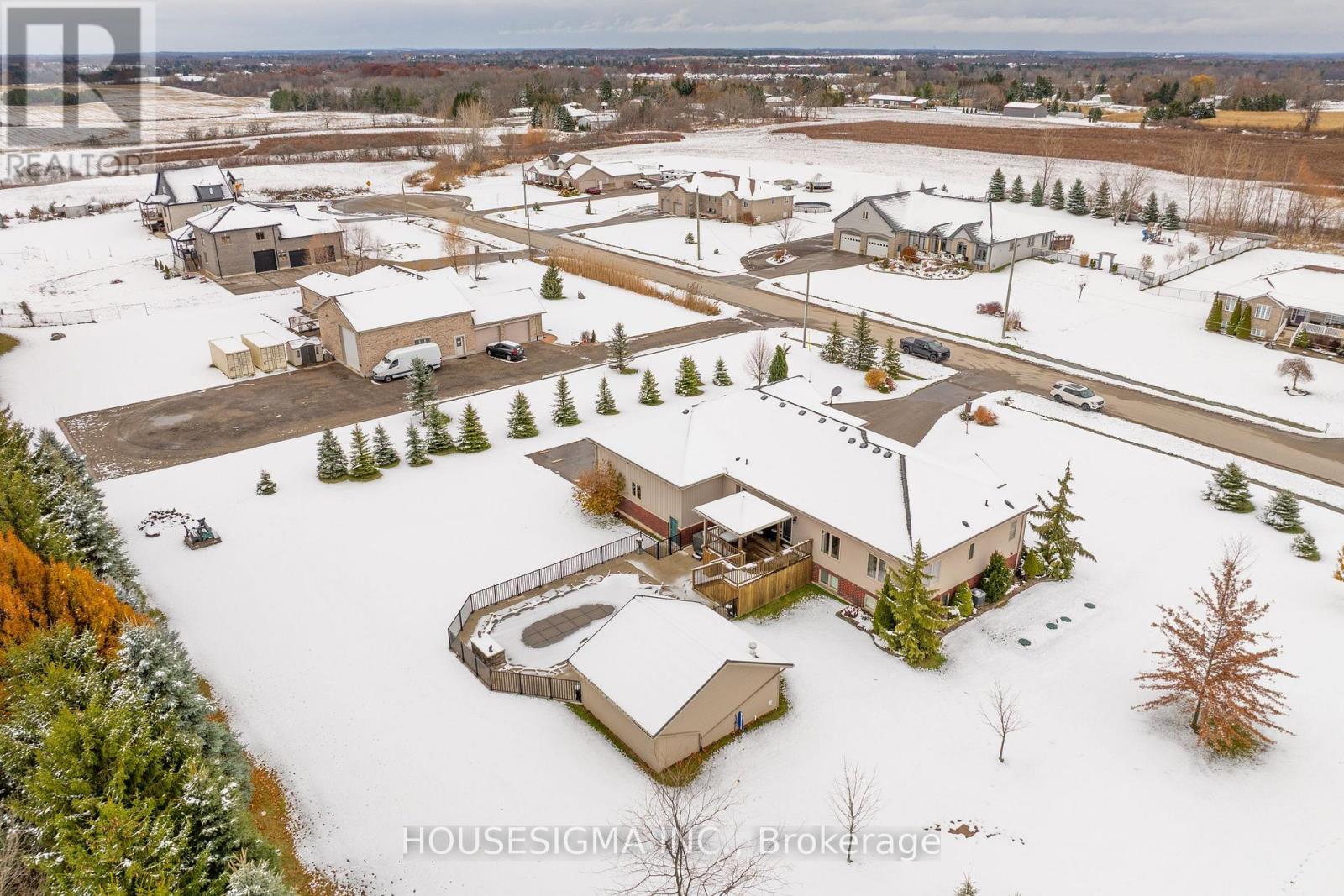 12 Starlight Lane, Thames Centre, Ontario  N0L 1G5 - Photo 25 - X12559440