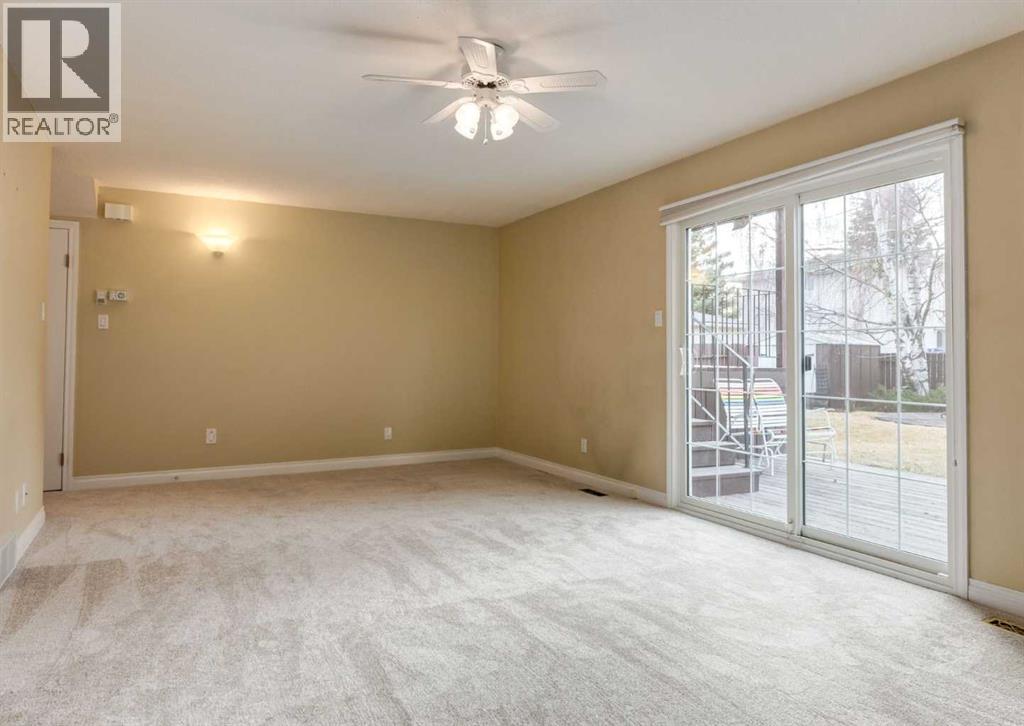 11107 Southdale Road Sw, Calgary, Alberta  T2W 0X5 - Photo 31 - A2270987