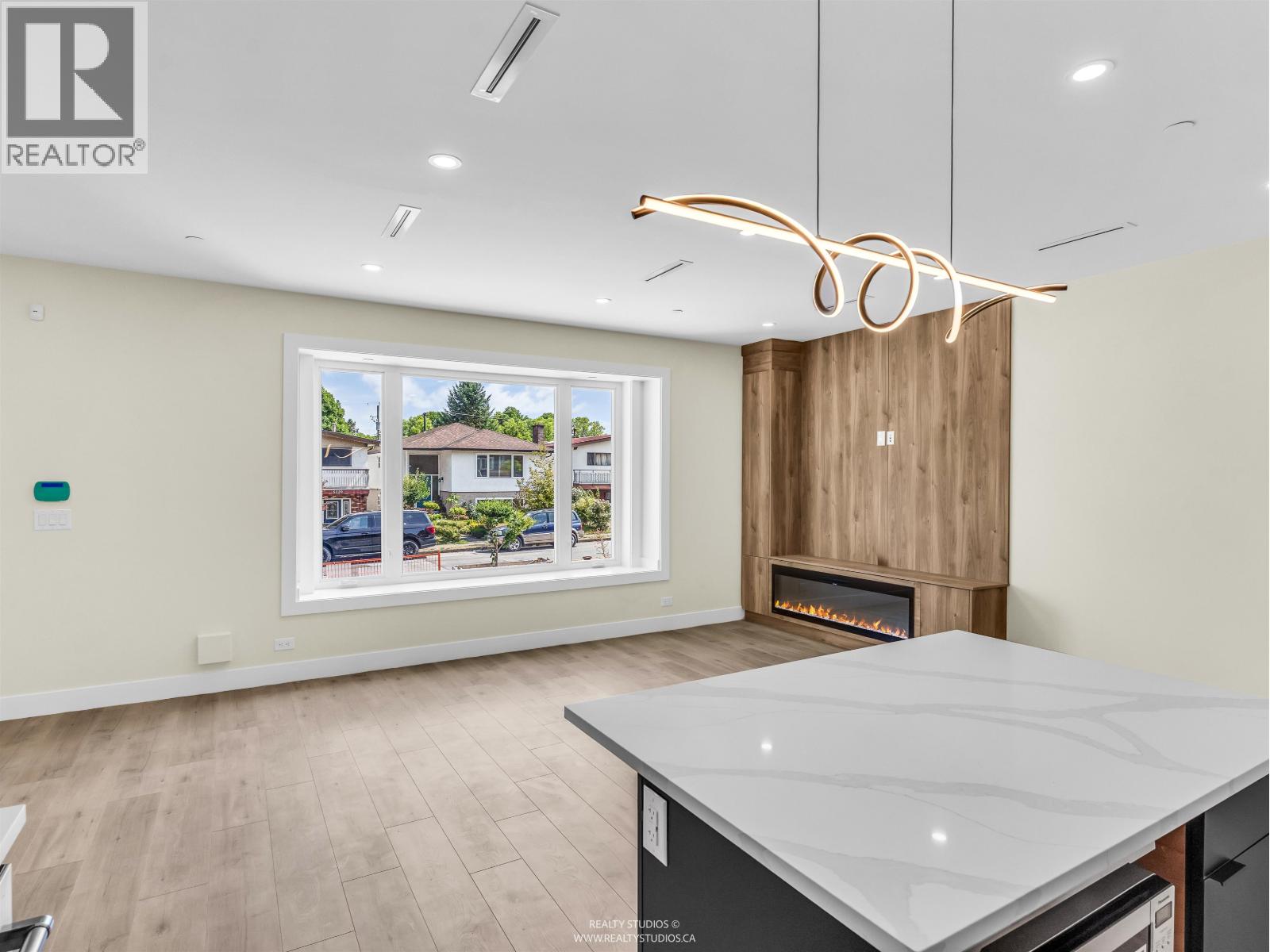 1 5221 Clarendon Street, Vancouver, British Columbia  V5R 3J7 - Photo 5 - R3068745