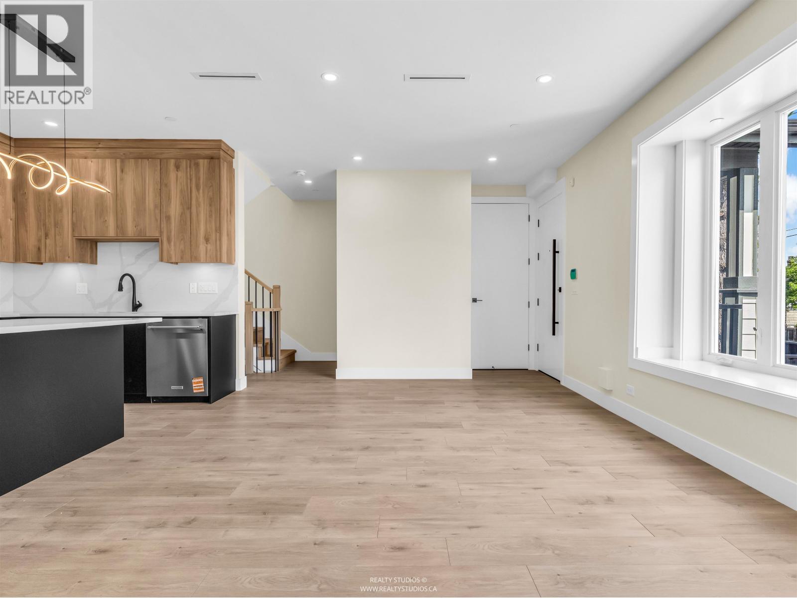 1 5221 Clarendon Street, Vancouver, British Columbia  V5R 3J7 - Photo 7 - R3068745