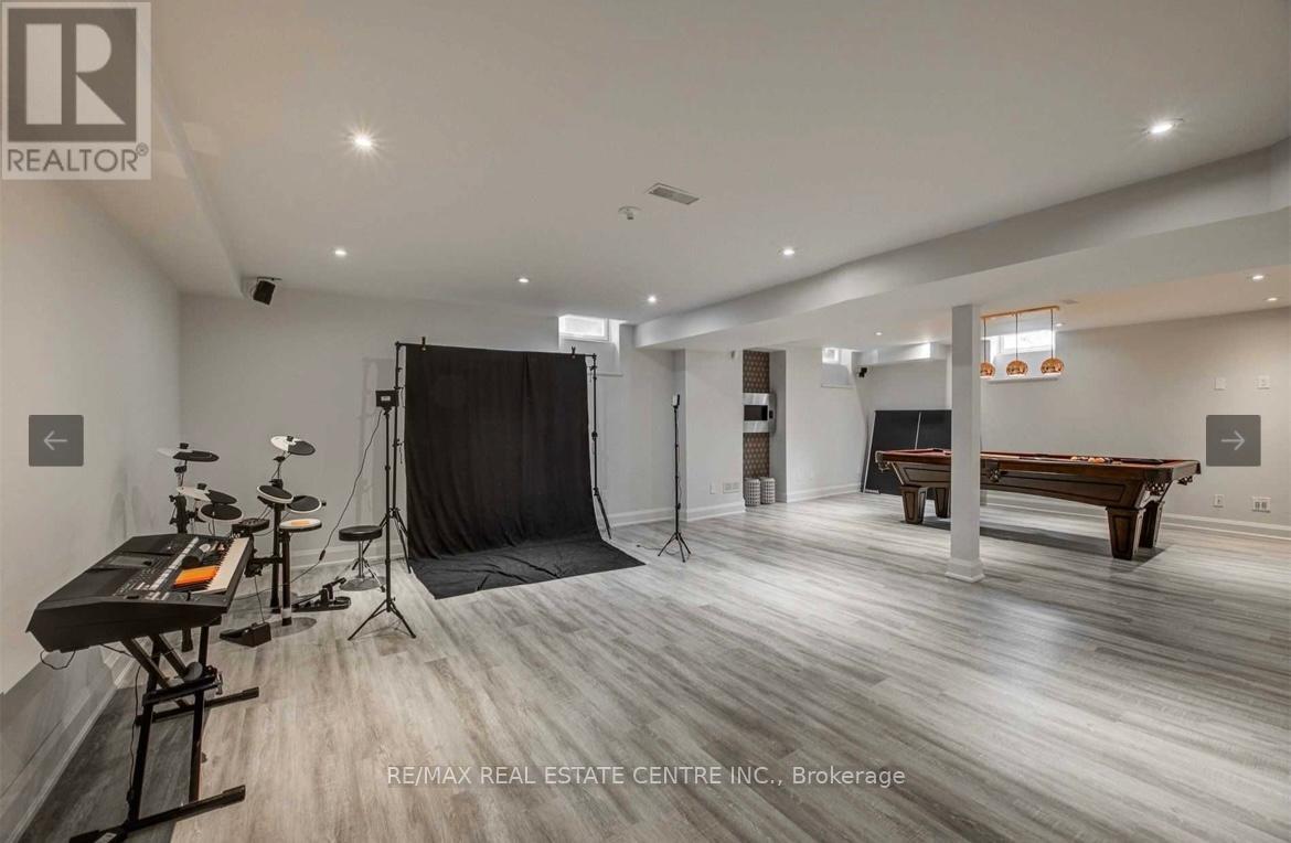 87 Great Lakes Boulevard S, Oakville, Ontario  L6L 6V7 - Photo 20 - W12559268