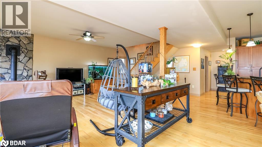 2325 Crystal Beach Road, Innisfil, Ontario  L9S 3W8 - Photo 10 - 40788658