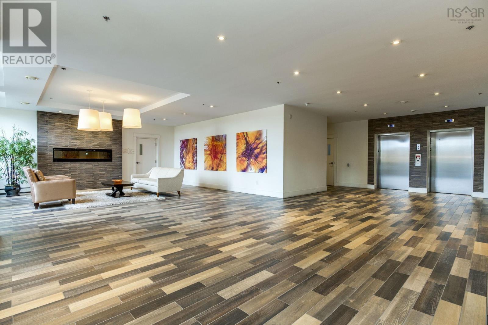 Property at 504 267 Gary Martin Drive image 3