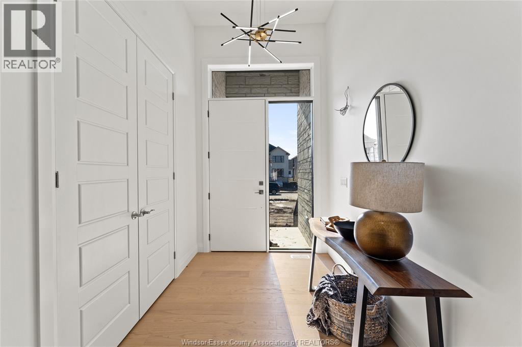 188 Whelan, Amherstburg, Ontario N9V 0G9 - Photo 2 - 25029146