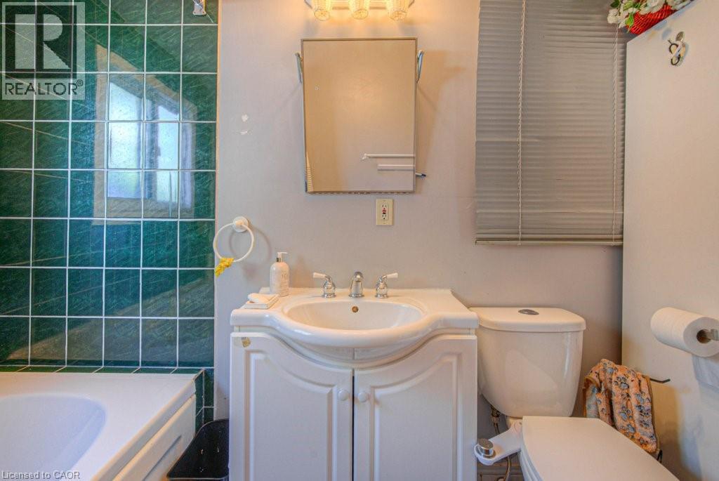 164 Green Valley Drive, Kitchener, Ontario  N2P 1C4 - Photo 14 - 40765381