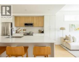 TH10 3450 Whittier Ave Greyson