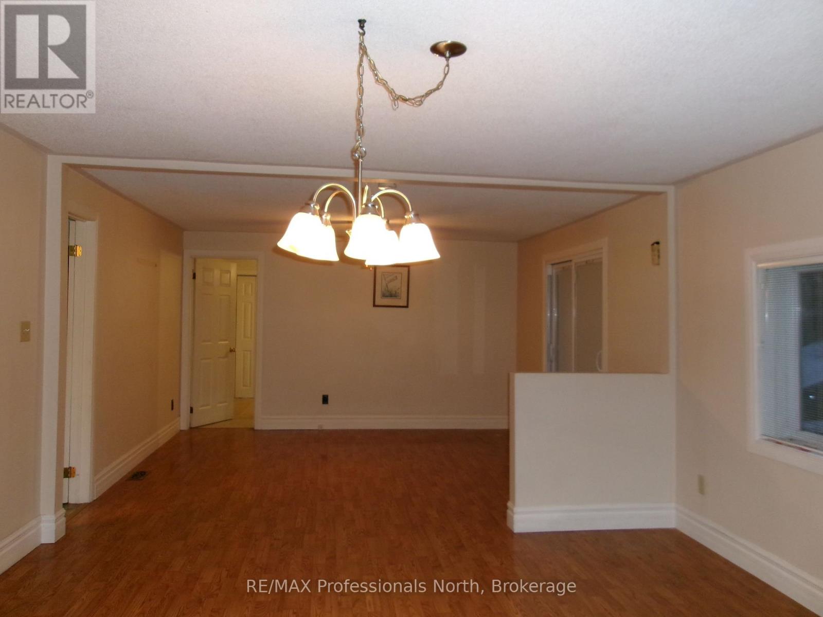 646 Mountain Street, Dysart Et Al, Ontario  K0M 1S0 - Photo 10 - X12555136