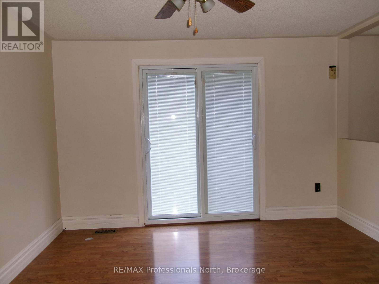 646 Mountain Street, Dysart Et Al, Ontario  K0M 1S0 - Photo 7 - X12555136