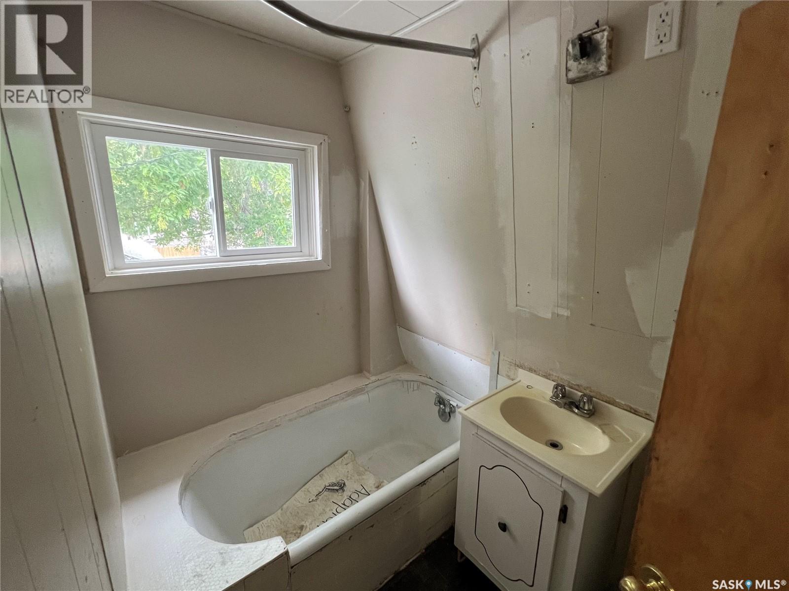 511 J Avenue S, Saskatoon, Saskatchewan  S7M 2A7 - Photo 15 - SK024328