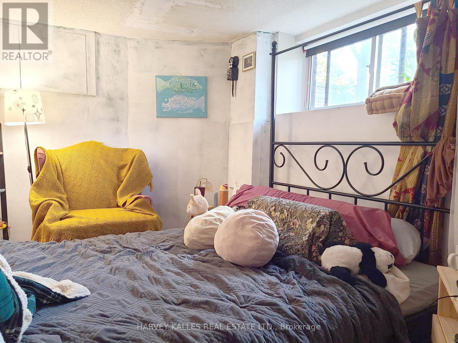 Basement - 600 Huron Street, Toronto, Ontario  M5R 2R7 - Photo 7 - C12559600