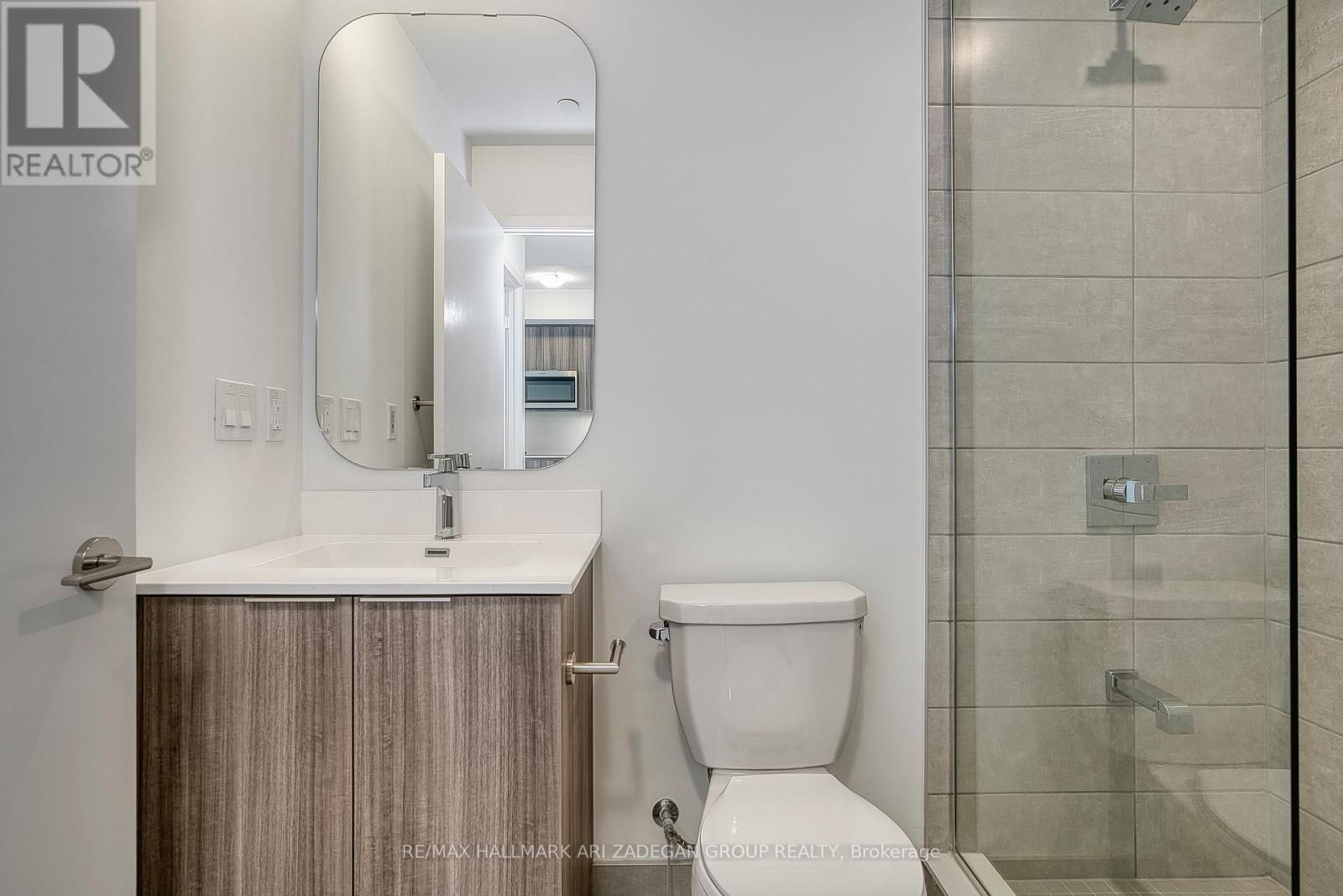 162 Queens Quay E, Toronto, Ontario  M5A 4J9 - Photo 11 - C12559620