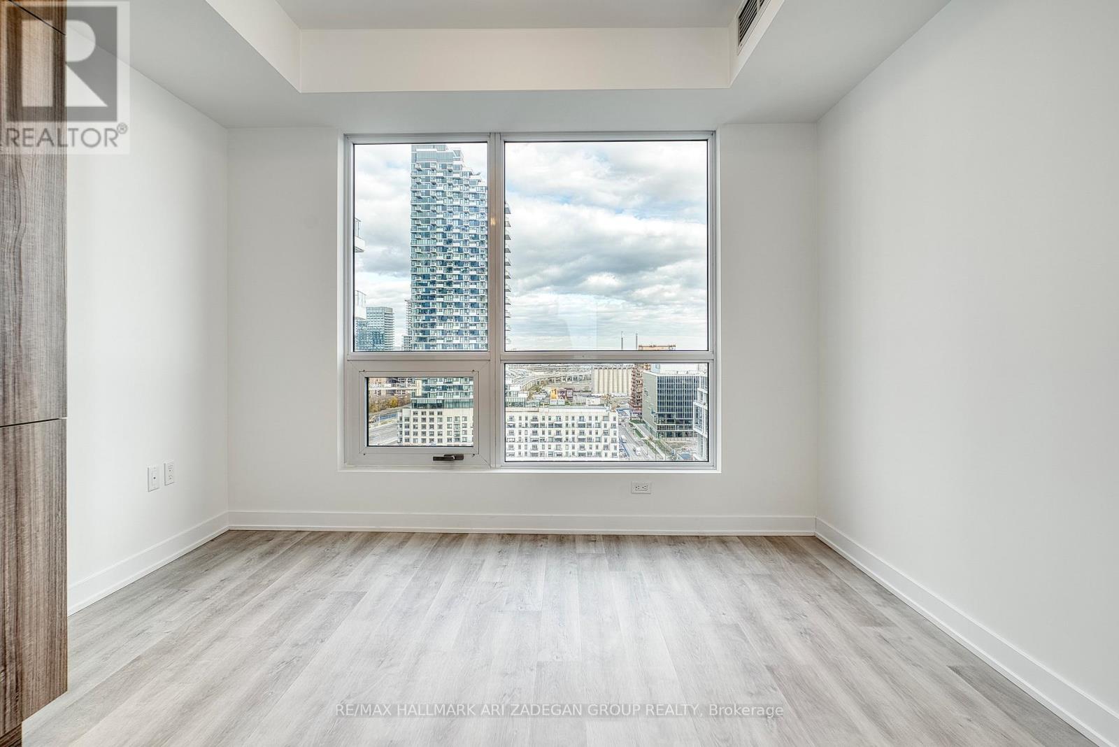 162 Queens Quay E, Toronto, Ontario  M5A 4J9 - Photo 5 - C12559620