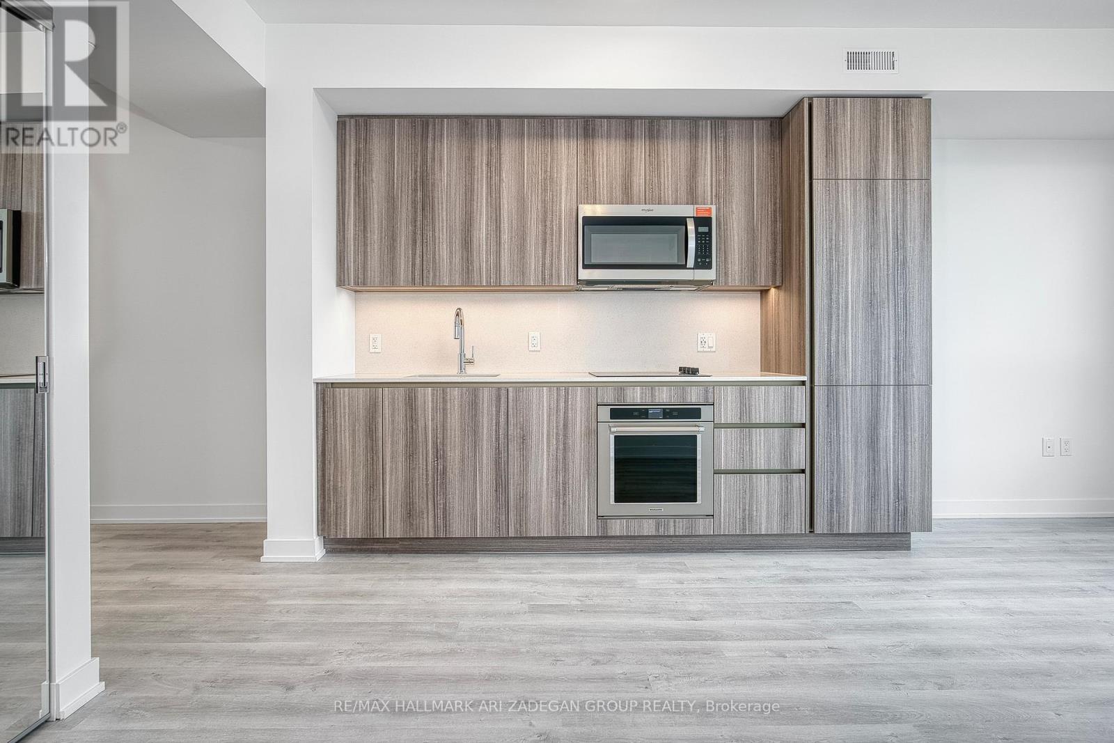 162 Queens Quay E, Toronto, Ontario  M5A 4J9 - Photo 6 - C12559620