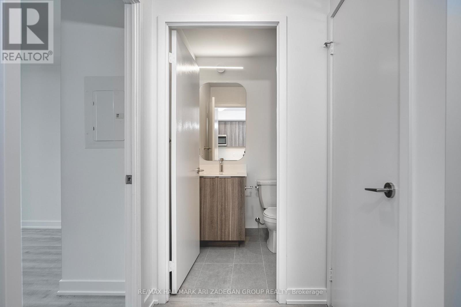 162 Queens Quay E, Toronto, Ontario  M5A 4J9 - Photo 9 - C12559620