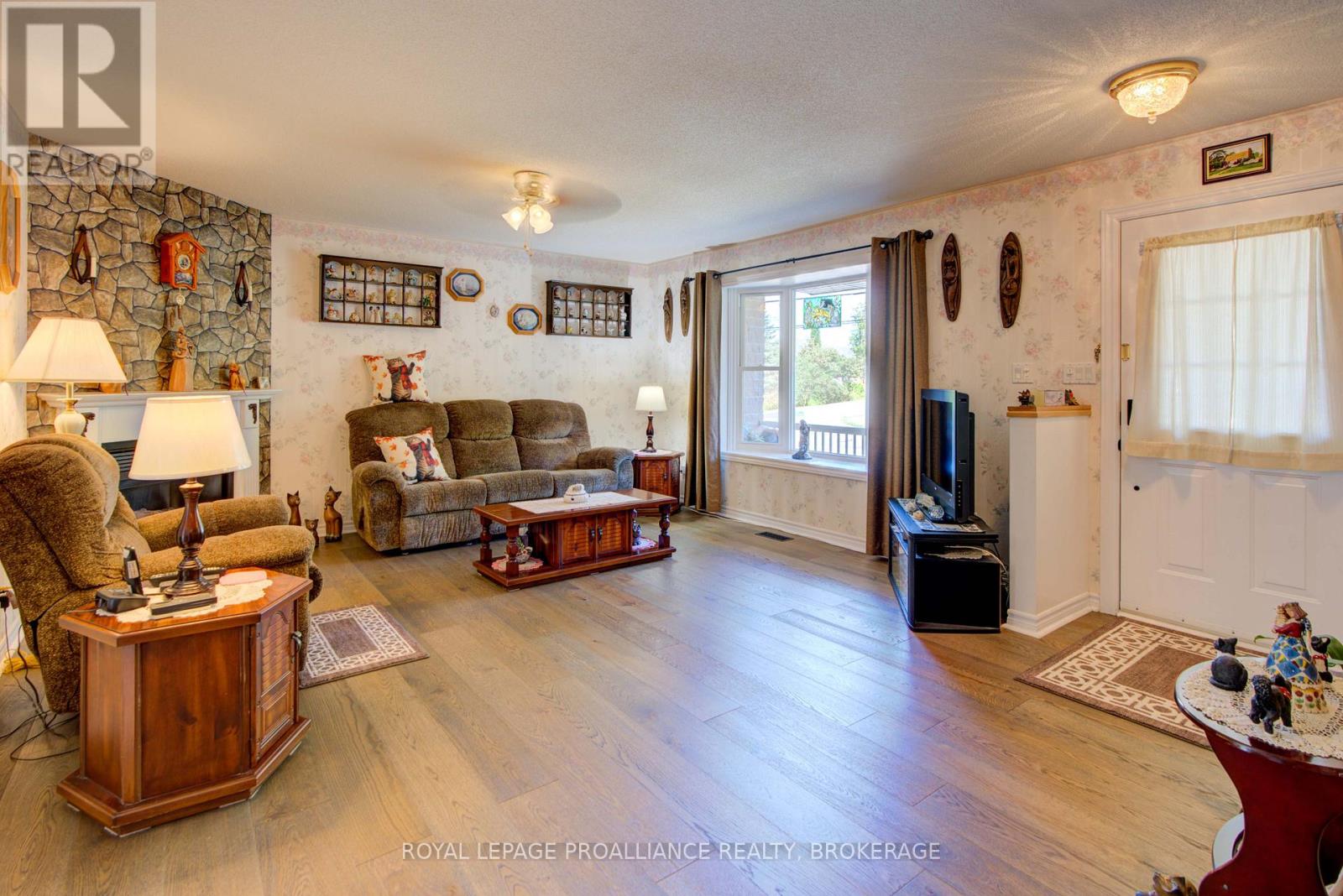 3561 Princess Street, Kingston, Ontario  K7P 3A7 - Photo 3 - X12559496