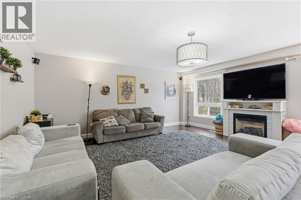 17 Hoodless Court, Brantford, Ontario  N3T 0A8 - Photo 13 - 40789350