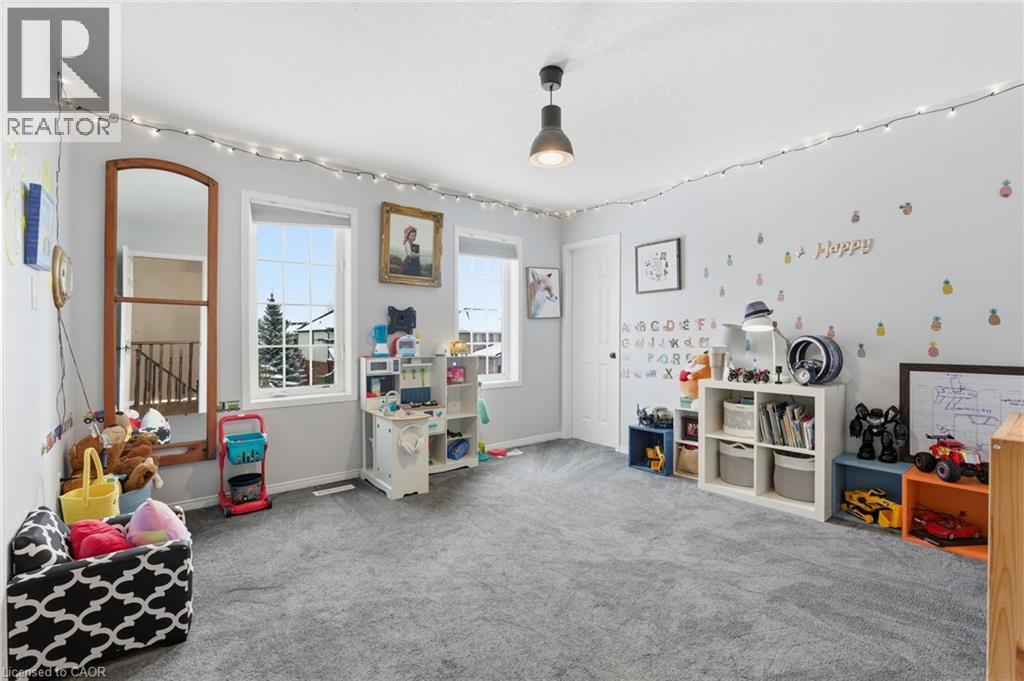 17 Hoodless Court, Brantford, Ontario  N3T 0A8 - Photo 17 - 40789350