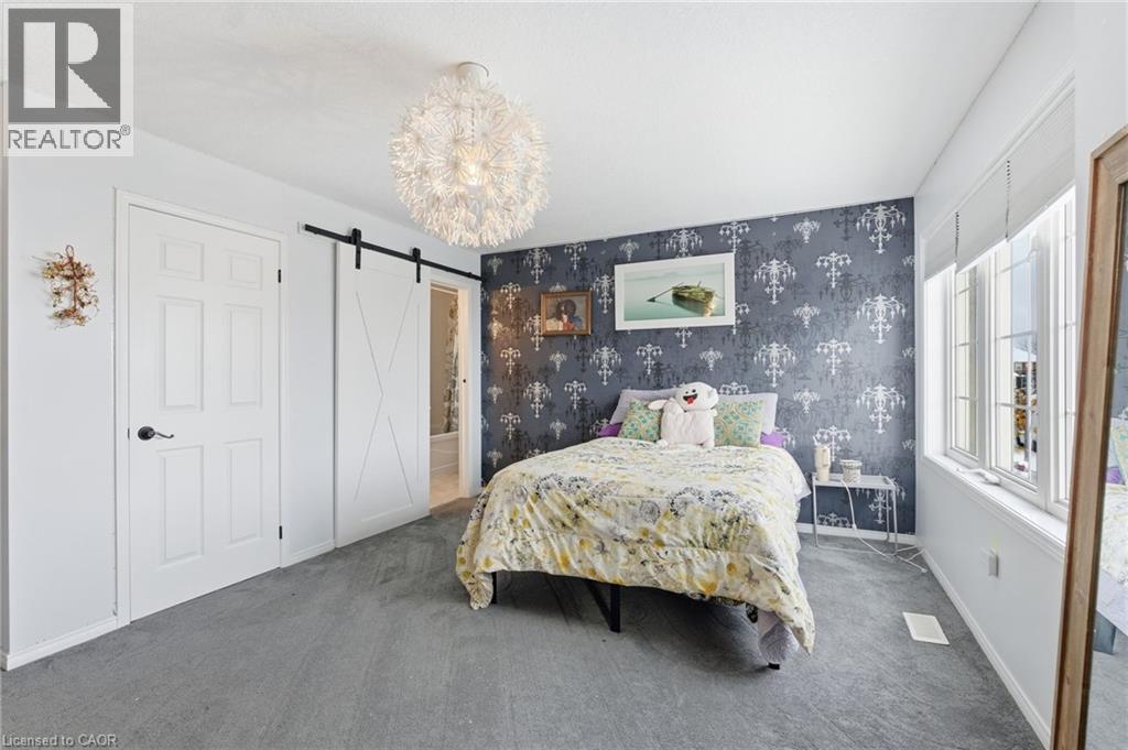 17 Hoodless Court, Brantford, Ontario  N3T 0A8 - Photo 23 - 40789350