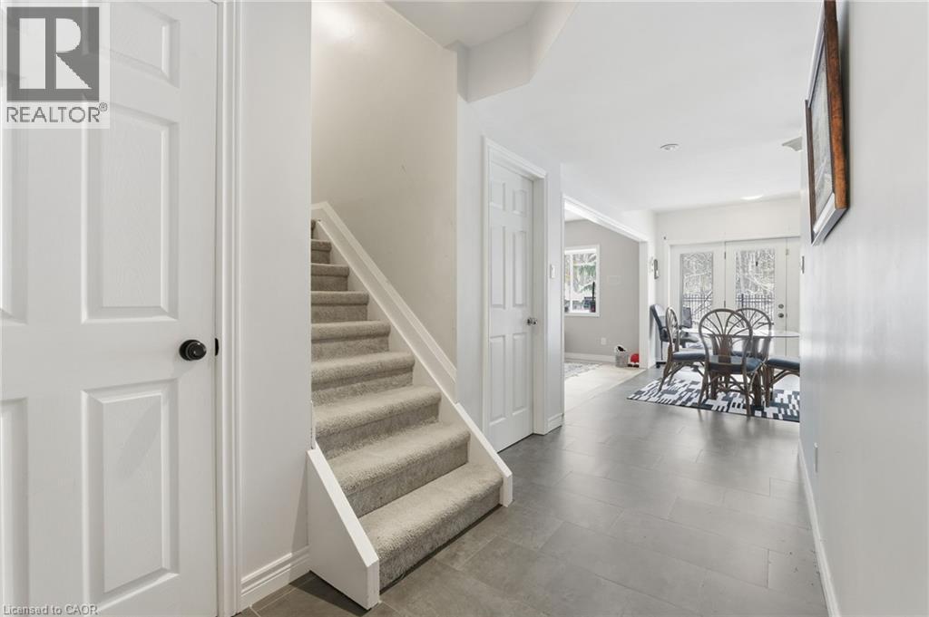 17 Hoodless Court, Brantford, Ontario  N3T 0A8 - Photo 33 - 40789350