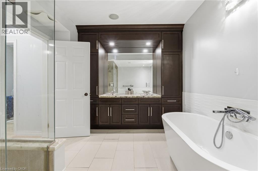 17 Hoodless Court, Brantford, Ontario  N3T 0A8 - Photo 40 - 40789350