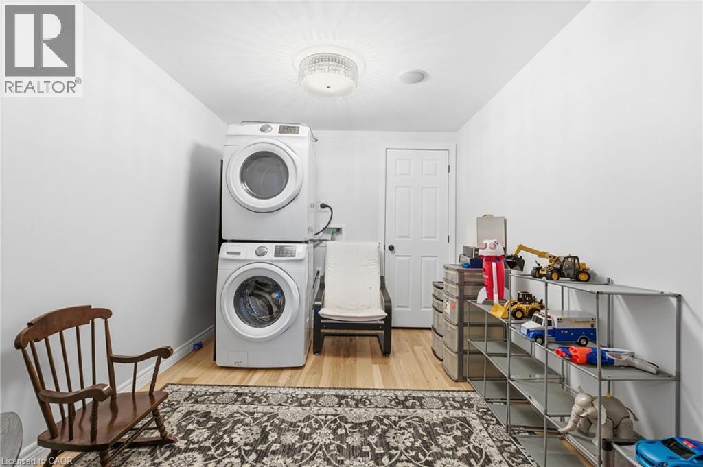 17 Hoodless Court, Brantford, Ontario  N3T 0A8 - Photo 42 - 40789350