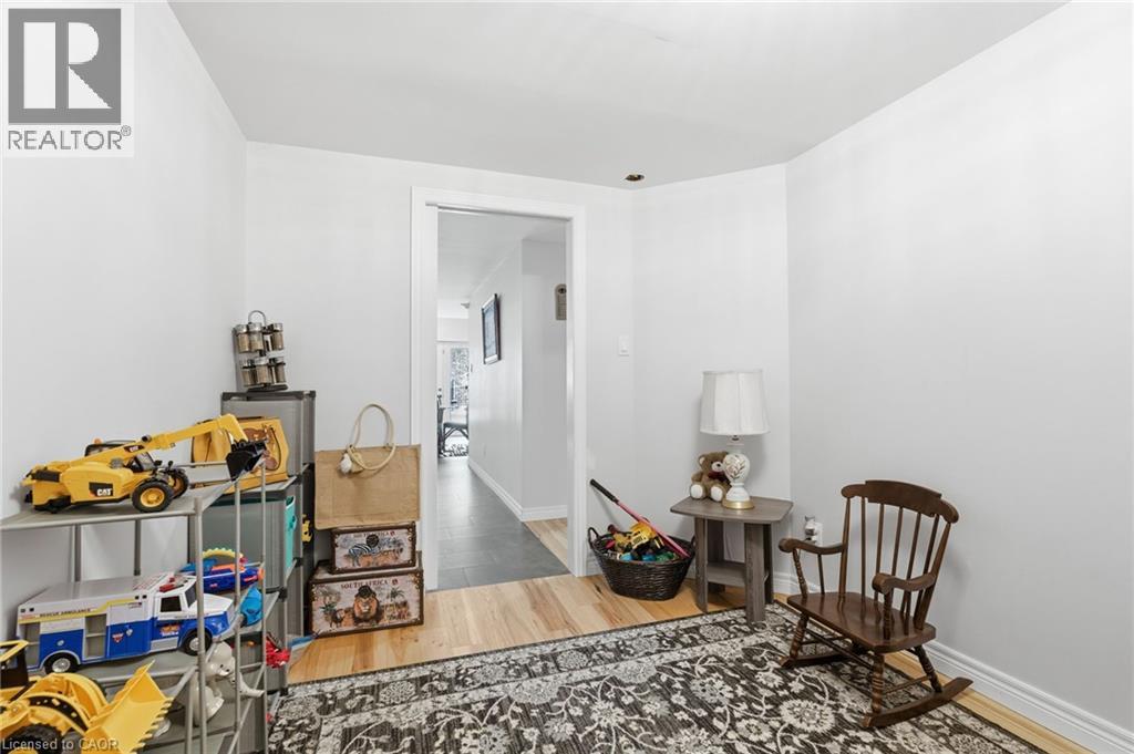 17 Hoodless Court, Brantford, Ontario  N3T 0A8 - Photo 43 - 40789350