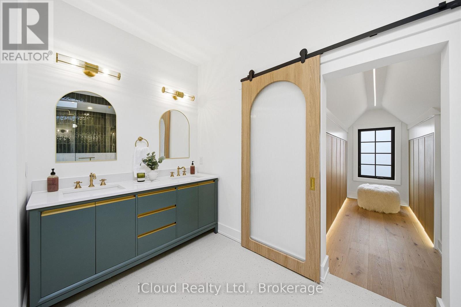 74 Langford Avenue, Toronto, Ontario  M4J 3E3 - Photo 31 - E12559556