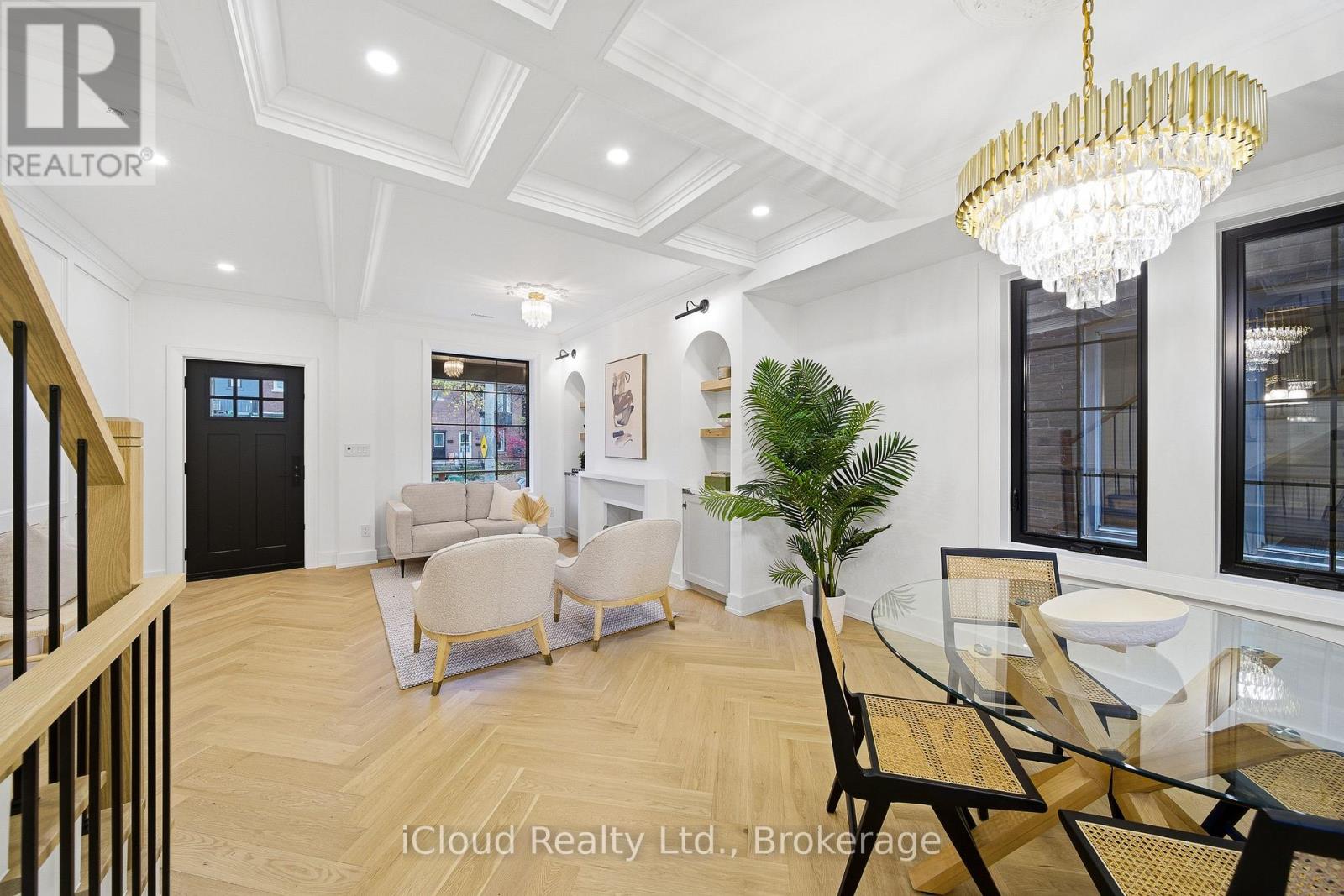 74 Langford Avenue, Toronto, Ontario  M4J 3E3 - Photo 9 - E12559556