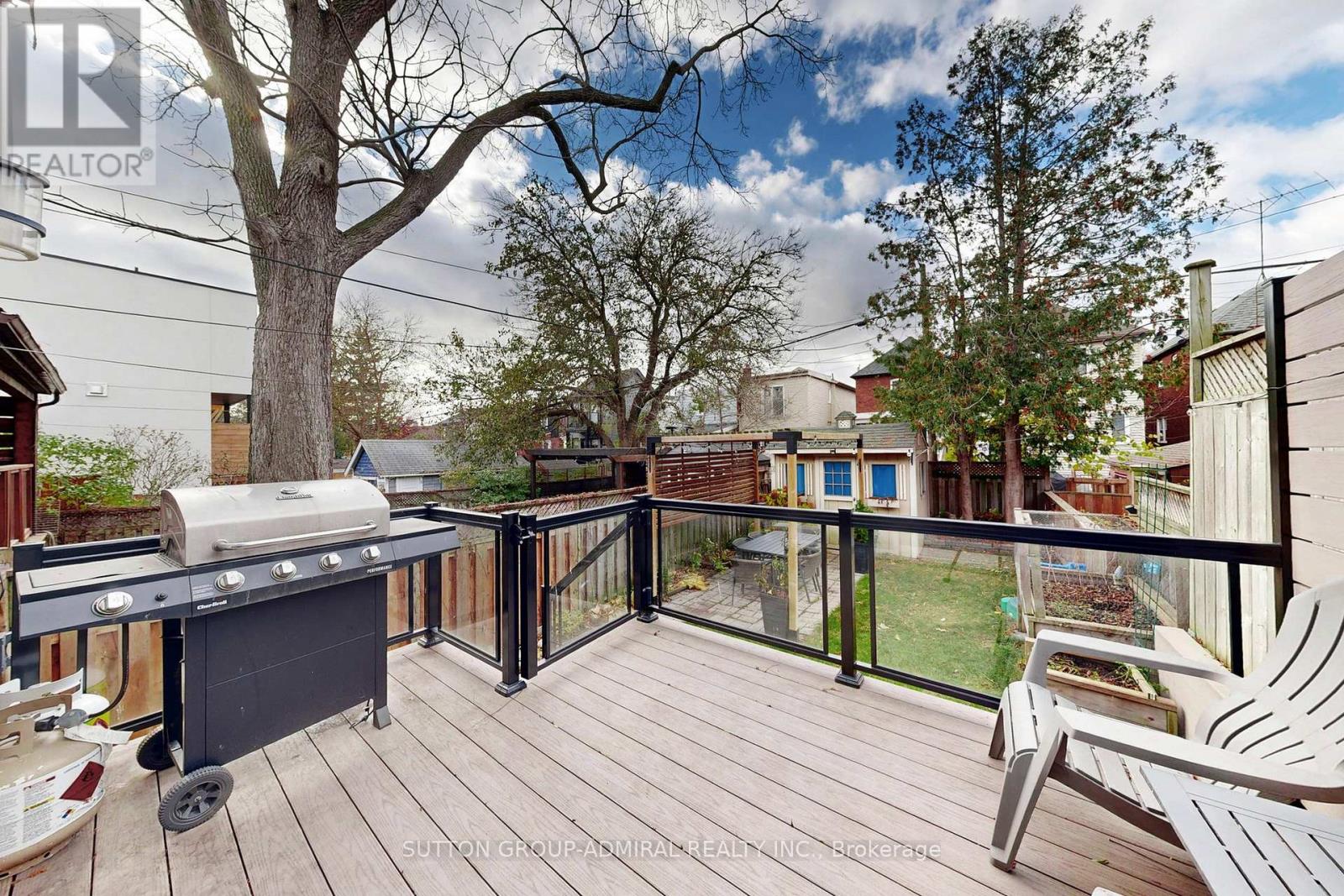 18 Leroy Avenue, Toronto, Ontario  M4J 4G7 - Photo 27 - E12559628