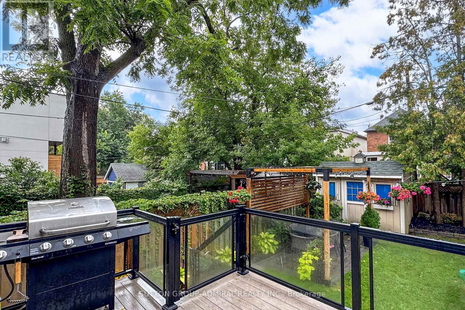 18 Leroy Avenue, Toronto, Ontario  M4J 4G7 - Photo 28 - E12559628