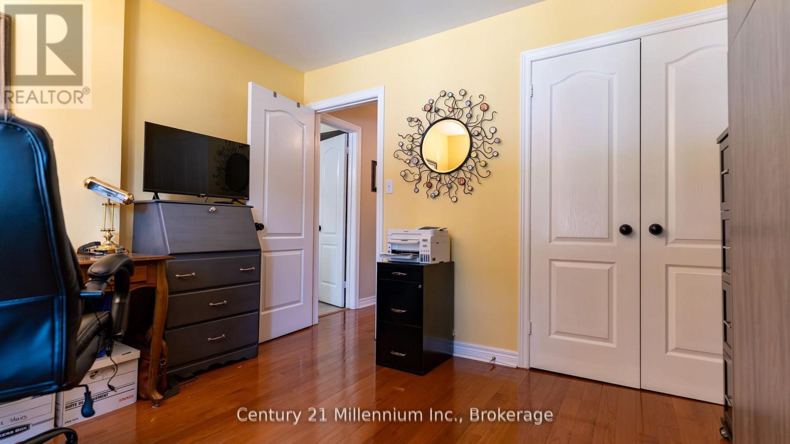 5 Sugar Maple Lane, Wasaga Beach, Ontario  L9Z 1P4 - Photo 14 - S12559792