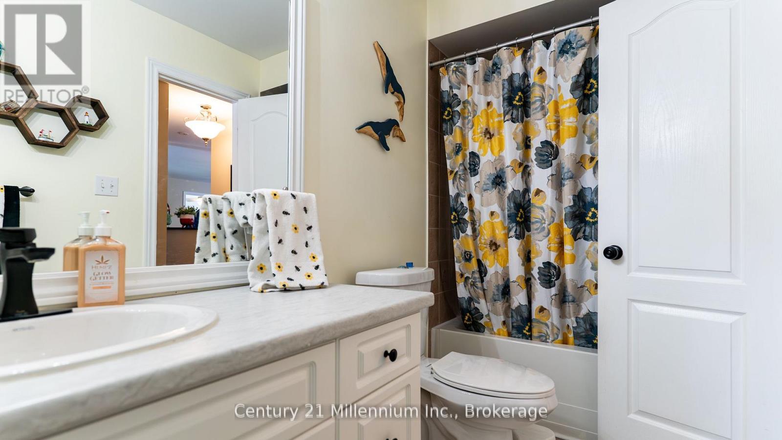 5 Sugar Maple Lane, Wasaga Beach, Ontario  L9Z 1P4 - Photo 16 - S12559792