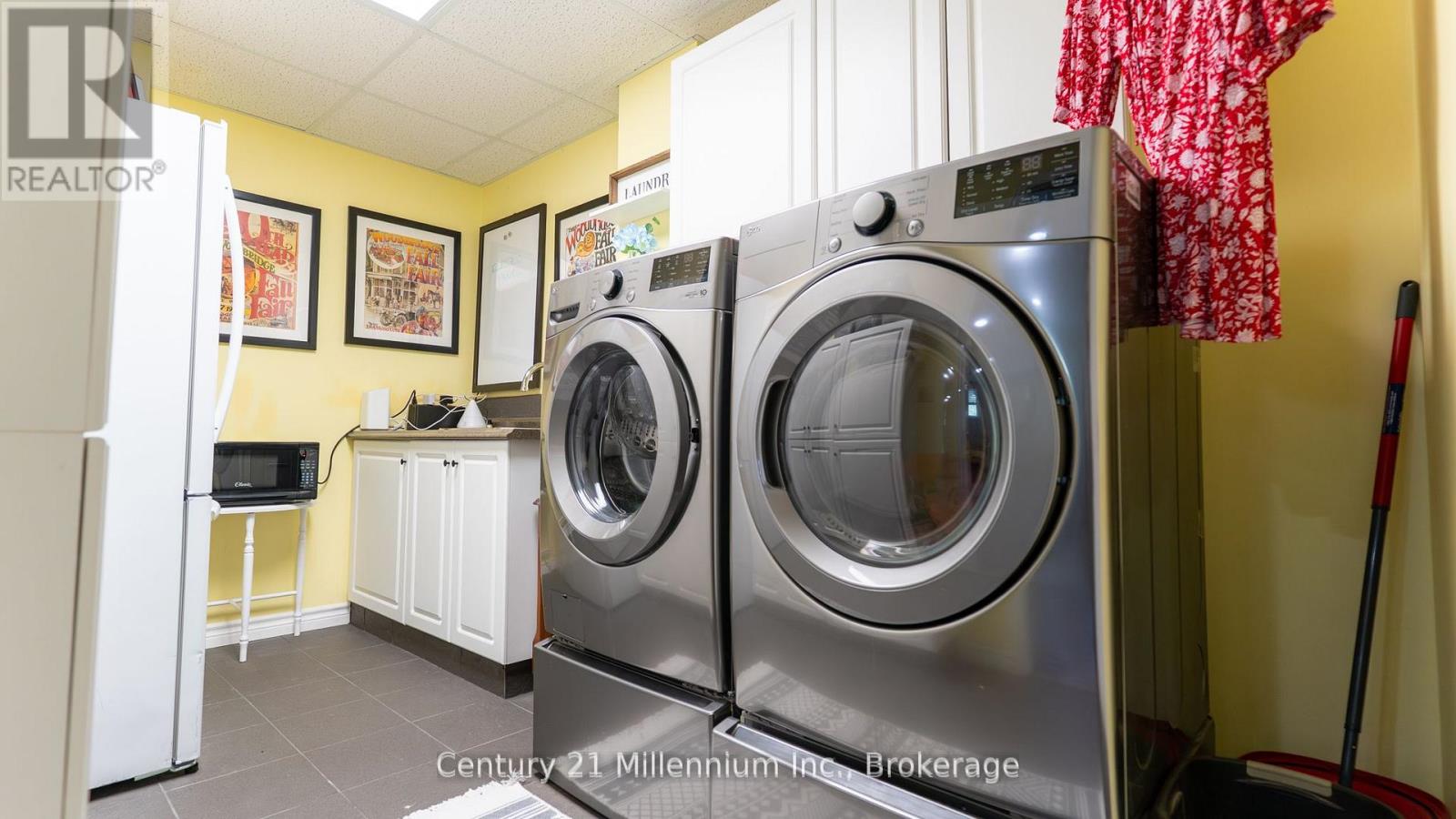 5 Sugar Maple Lane, Wasaga Beach, Ontario  L9Z 1P4 - Photo 34 - S12559792