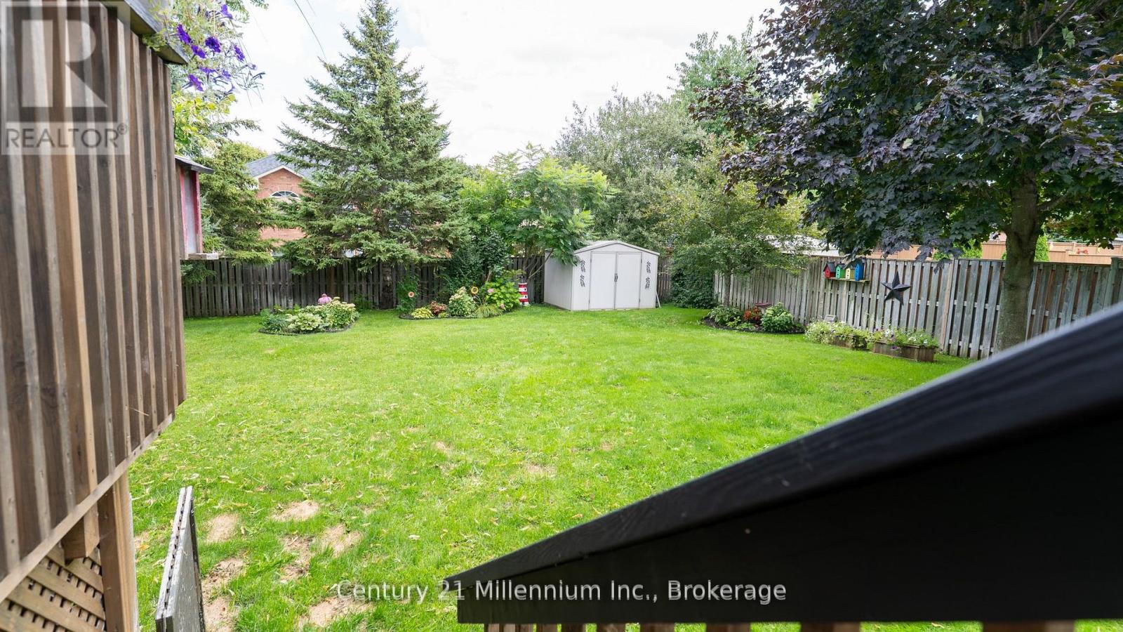 5 Sugar Maple Lane, Wasaga Beach, Ontario  L9Z 1P4 - Photo 37 - S12559792