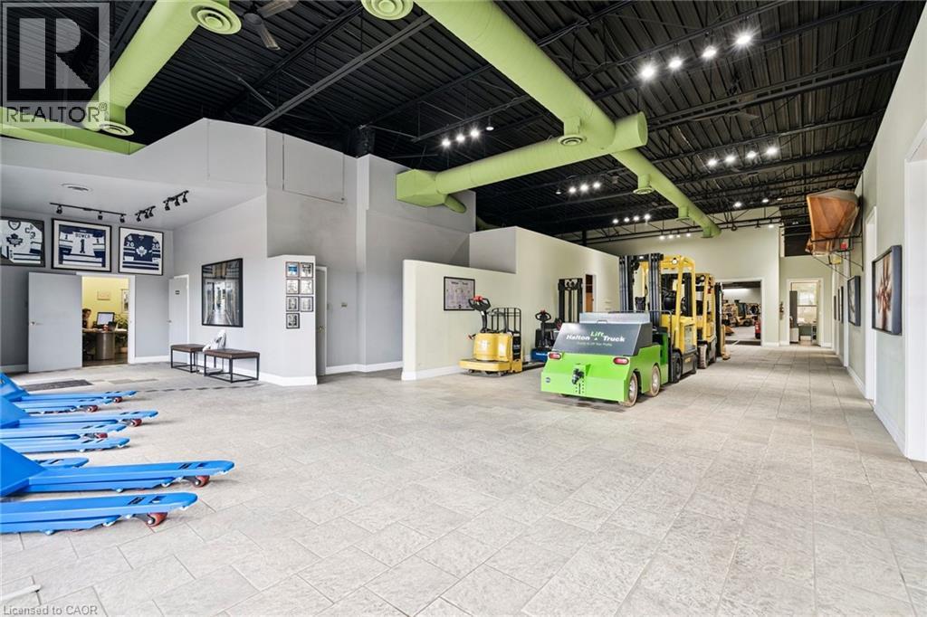 1054 South Service Road, Oakville, Ontario  L6J 2X7 - Photo 2 - 40787882