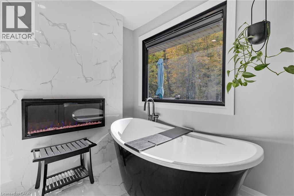 94 Dorchester Drive, Grimsby, Ontario  L3M 1A8 - Photo 28 - 40778444