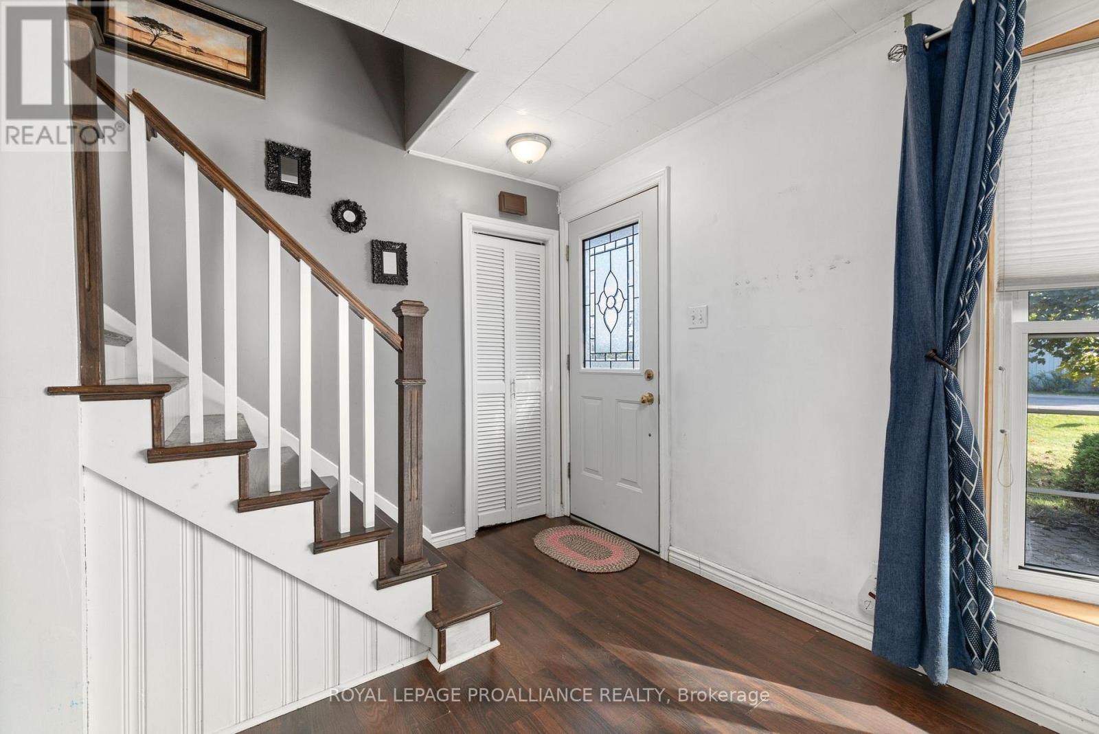 1067 Airport Parkway, Belleville, Ontario  K8N 4Z6 - Photo 4 - X12559716