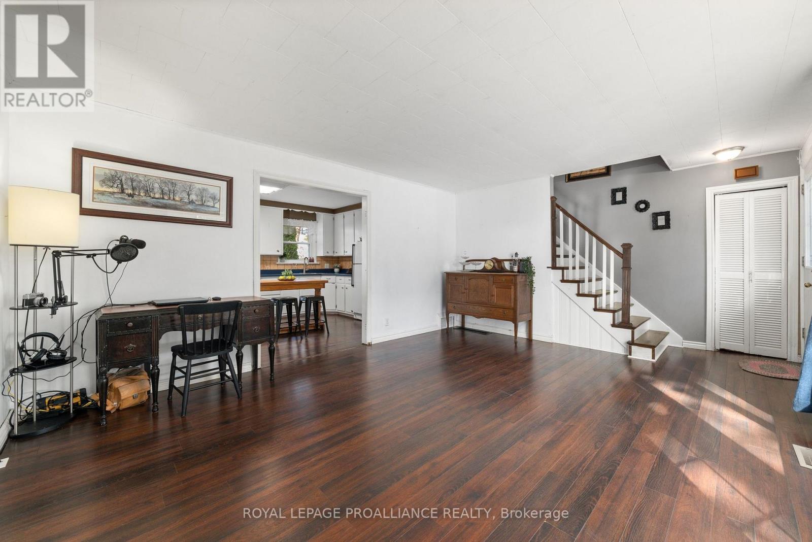 1067 Airport Parkway, Belleville, Ontario  K8N 4Z6 - Photo 7 - X12559716