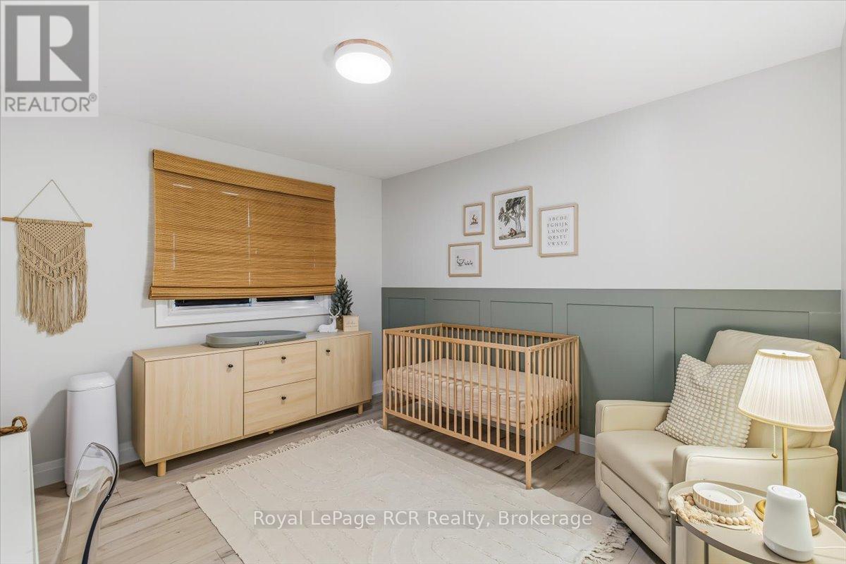 651 19th Avenue, Hanover, Ontario  N4N 3M8 - Photo 19 - X12559774