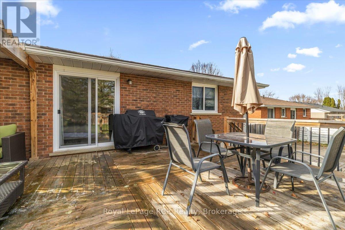 651 19th Avenue, Hanover, Ontario  N4N 3M8 - Photo 26 - X12559774