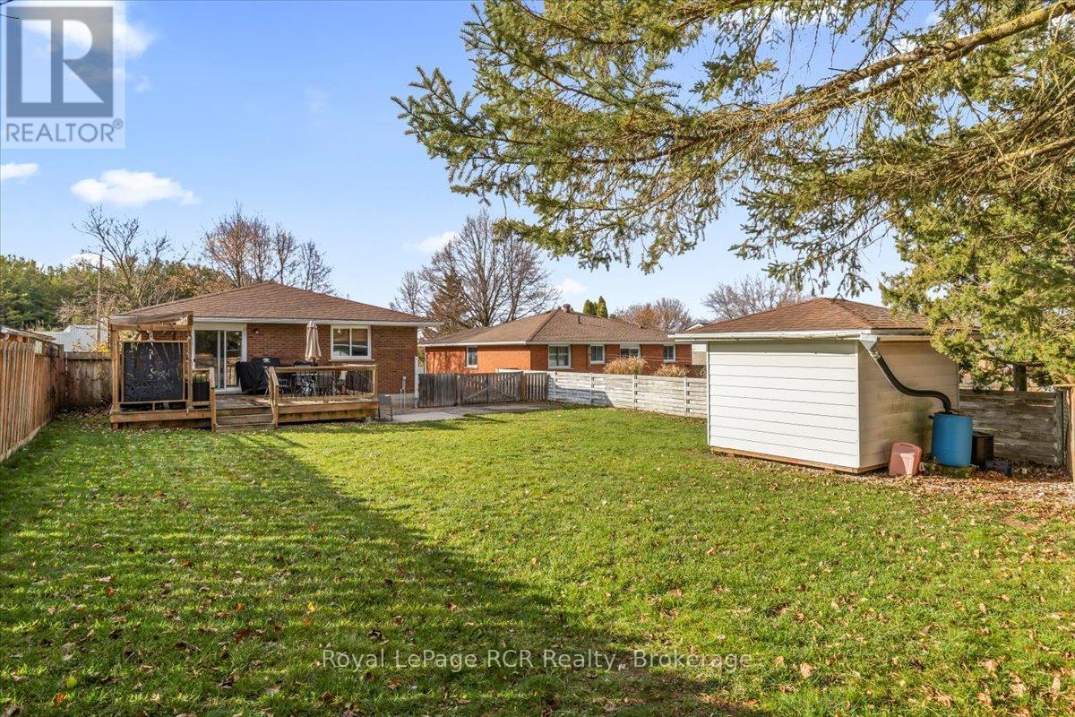 651 19th Avenue, Hanover, Ontario  N4N 3M8 - Photo 29 - X12559774