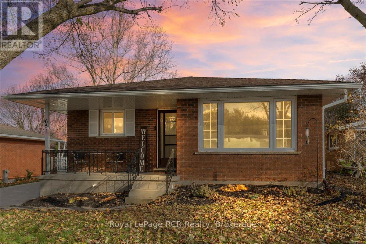 651 19th Avenue, Hanover, Ontario  N4N 3M8 - Photo 31 - X12559774