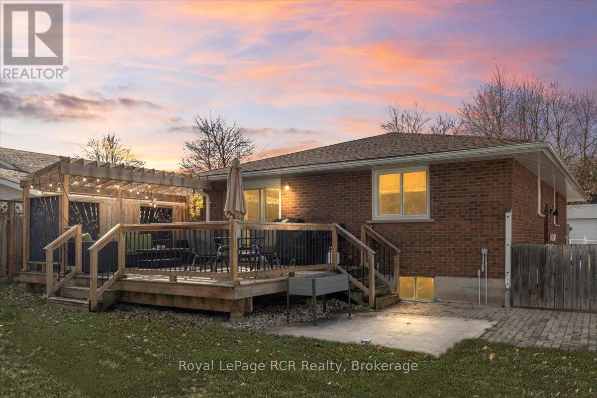 651 19th Avenue, Hanover, Ontario  N4N 3M8 - Photo 33 - X12559774