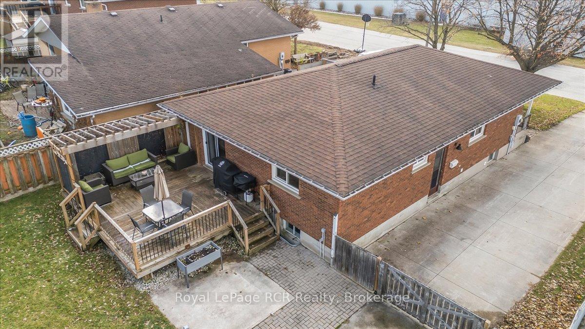 651 19th Avenue, Hanover, Ontario  N4N 3M8 - Photo 35 - X12559774